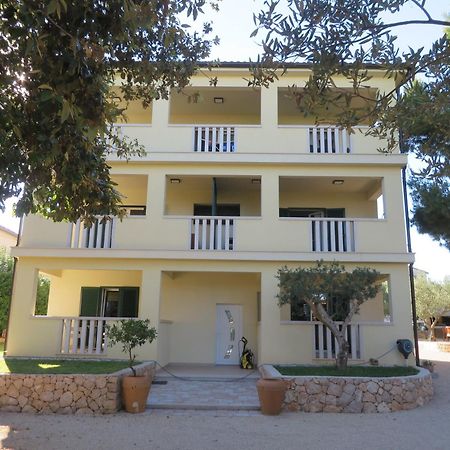 Apartmani Mara Pakostane Bagian luar foto