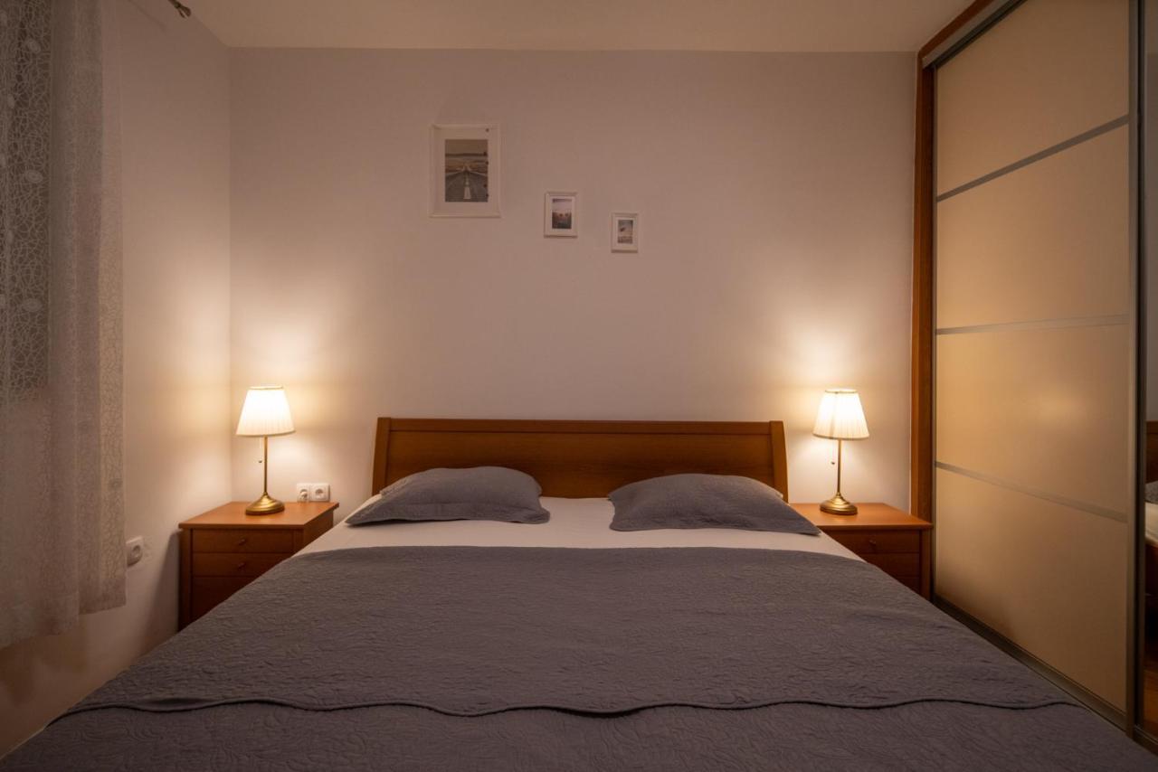 Apartmani Mara Pakostane Bagian luar foto